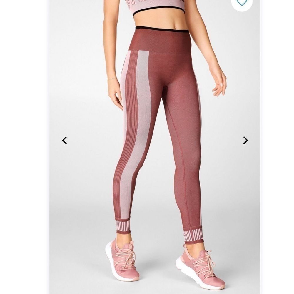 NWT! Fabletics High-Waisted Pink Seamless Ribbed Workout Exercise Leggings - Picture 6 of 7